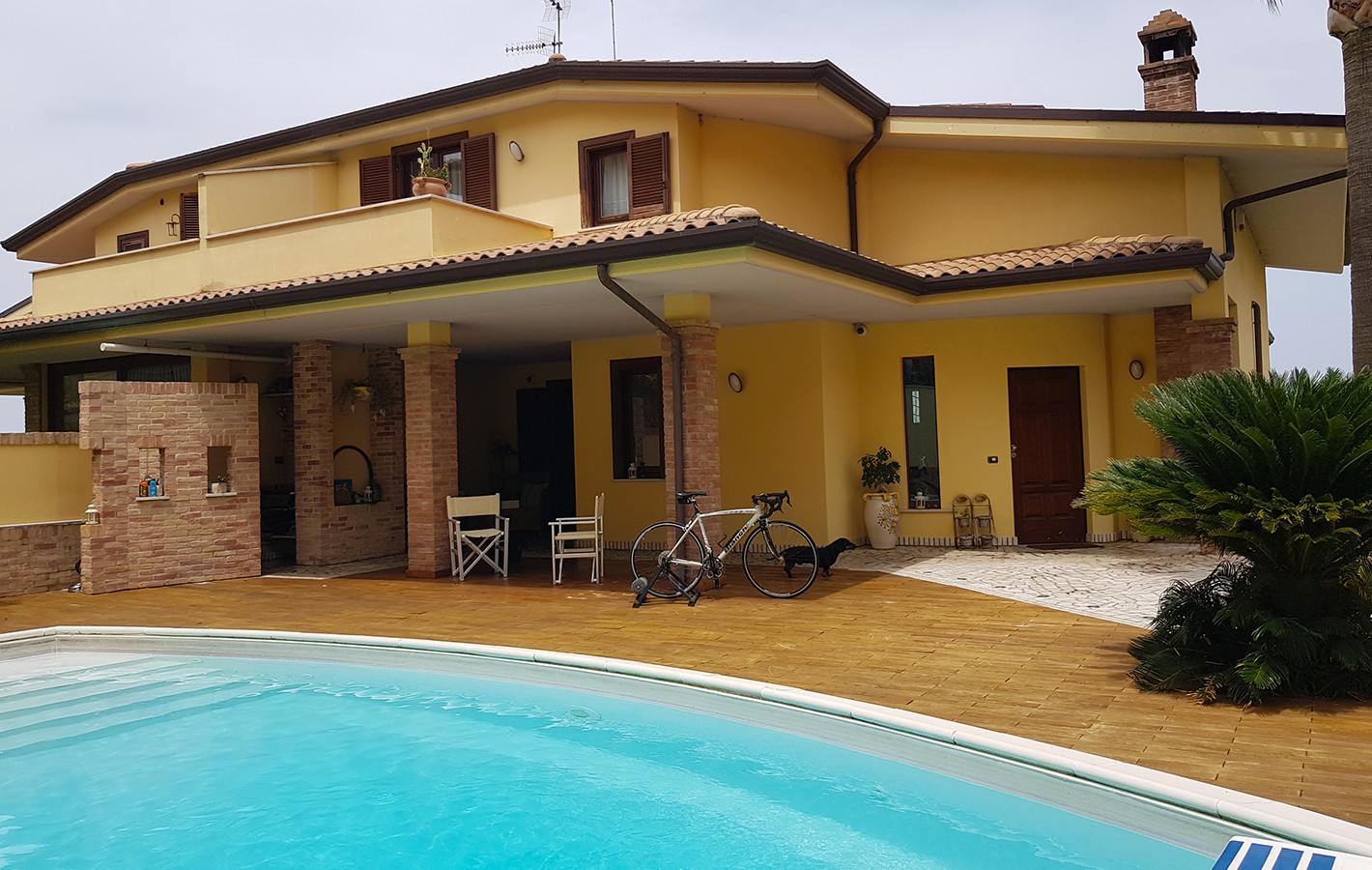 esterno piscina rif. AI-40