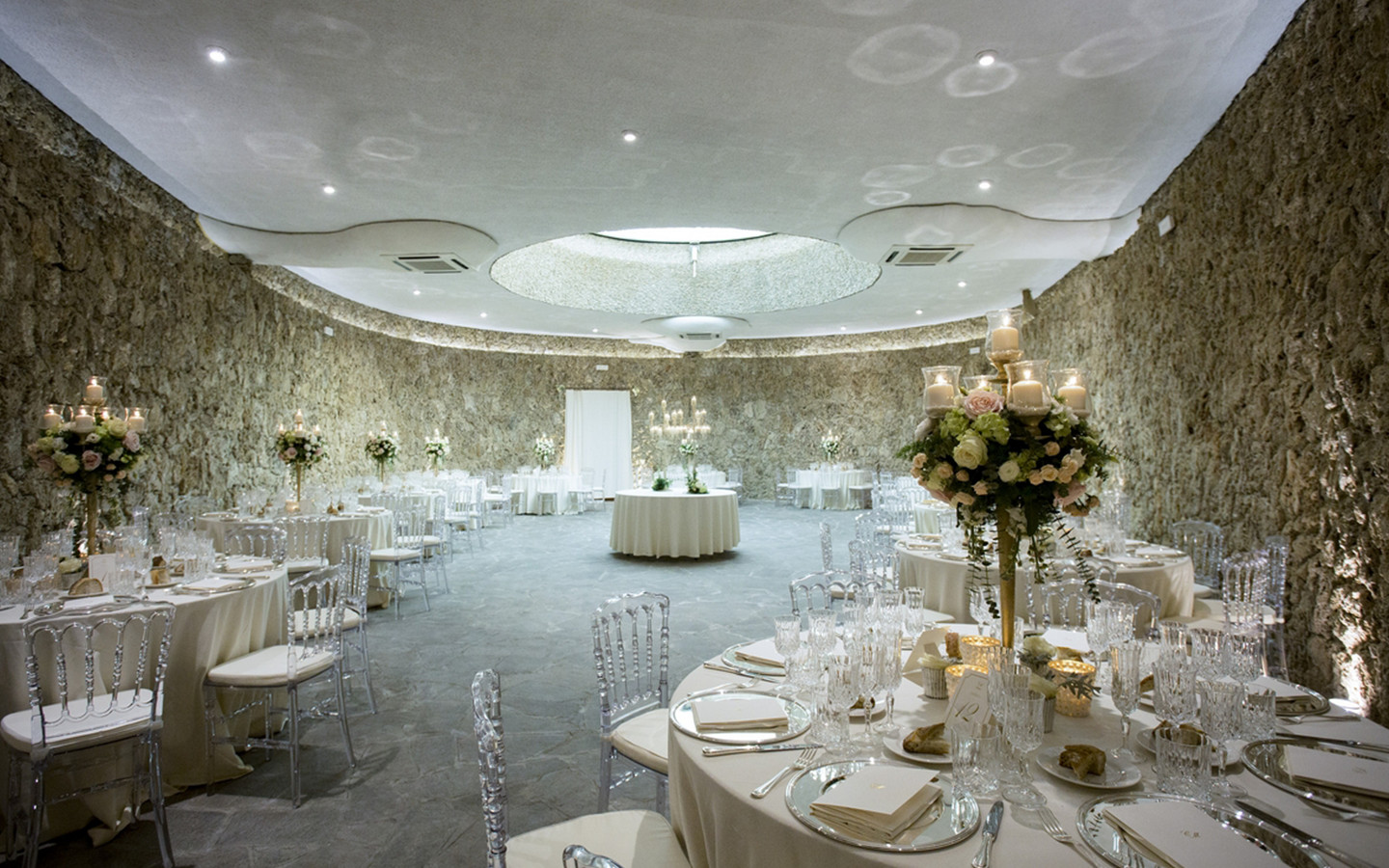 depandance salone sotteraneo